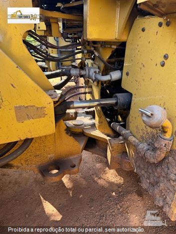Pá Carregadeira Caterpillar 966L