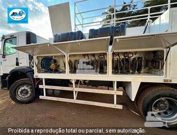 Caminhão Volkswagen 31-280 E Constellation 6x4 2p (Diesel)(E5)