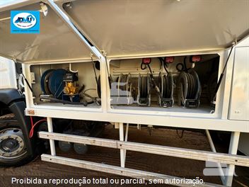 Caminhão Volkswagen 31-280 E Constellation 6x4 2p (Diesel)(E5)