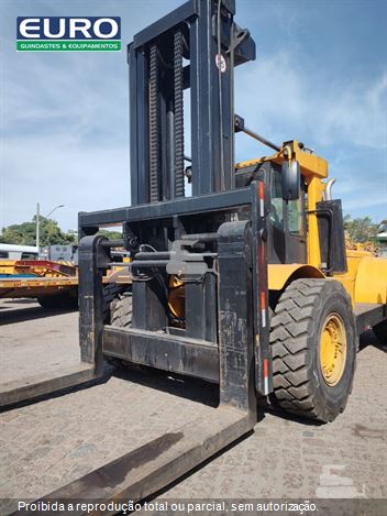 Empilhadeira Hyster H660