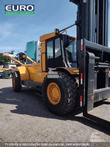 Empilhadeira Hyster H660