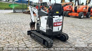 Mini-Escavadeira Bobcat E418