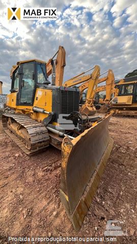 Trator de Esteira John Deere 700J