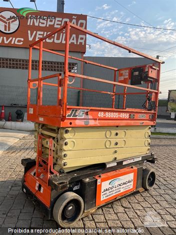 Plataforma Aérea (Elevatória) JLG 10RS