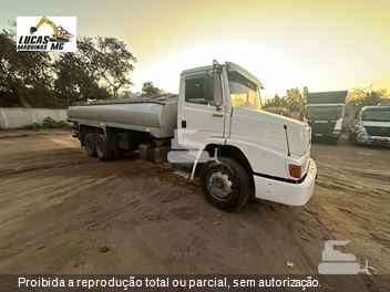 Caminhão Mercedes-Benz L-1620 3-Eixos 2p (diesel)