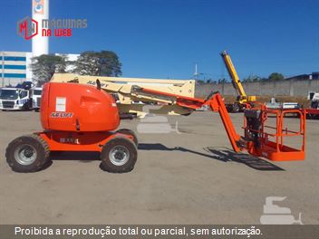 Plataforma Aérea (Elevatória) JLG 450 AJ