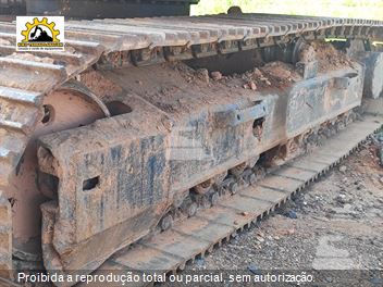 Escavadeira Komatsu PC130