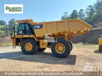 Caminhão Caterpillar 775G