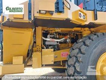 Caminhão Caterpillar 775G