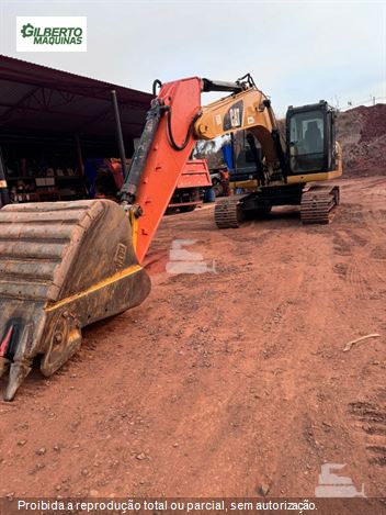 Escavadeira Caterpillar 320D