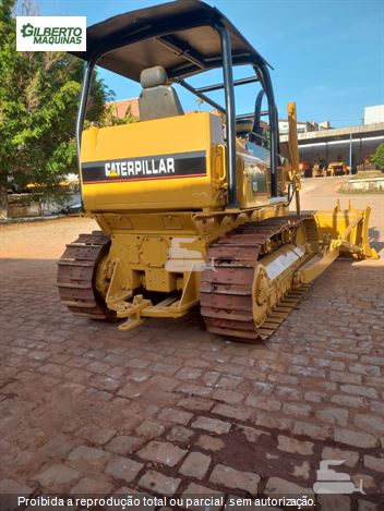 Trator de Esteira Caterpillar D5B