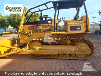 Trator de Esteira Caterpillar D5B