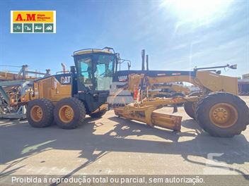 Motoniveladora Caterpillar 140M