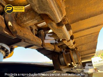 Escavadeira Komatsu PC200