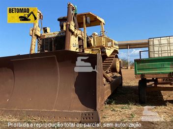 Trator de Esteira Caterpillar D8L