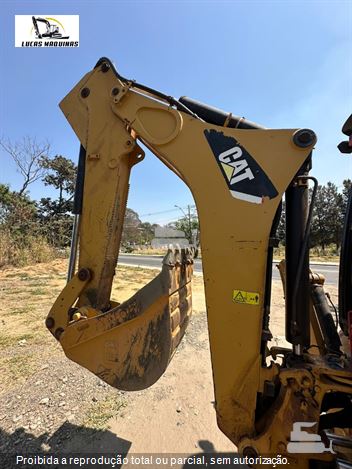 Retro Escavadeira Caterpillar 416E