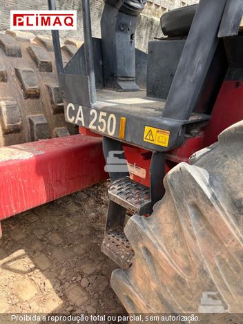 Rolo Compactador Dynapac CA250