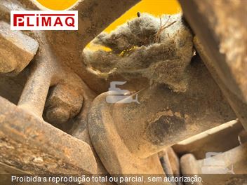 Escavadeira Komatsu PC200
