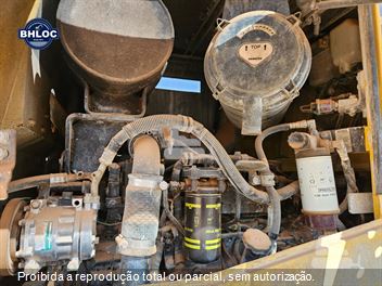 Pá Carregadeira Komatsu WA320