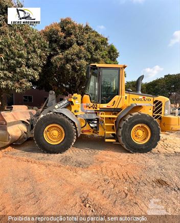 Pá Carregadeira Volvo L90F