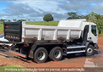 Caminhão Volvo VM 270 6x4 2p (Diesel) (E5)