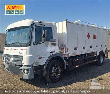 Caminhão Mercedes-Benz Atego 1719 2p (Diesel) (E5)