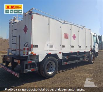 Caminhão Mercedes-Benz Atego 1719 2p (Diesel) (E5)