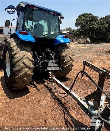 Trator Agrícola New Holland TS6020