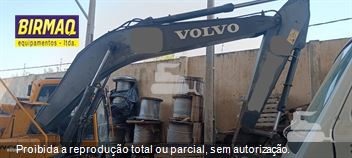 Escavadeira Volvo EC210B