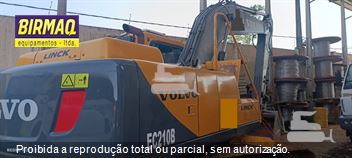 Escavadeira Volvo EC210B