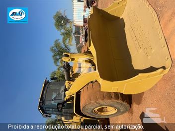 Pá Carregadeira Caterpillar 966L