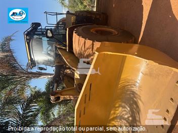 Pá Carregadeira Caterpillar 966L