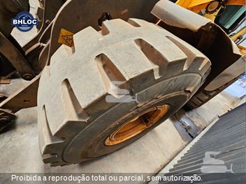 Pá Carregadeira Volvo L110F