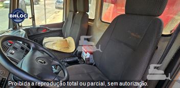 Caminhão Mercedes-Benz Atron 2729 K 6x4 2p (diesel) (E5)