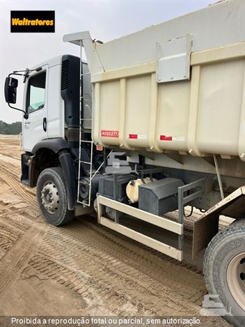 Caminhão Volkswagen 32-360 Constellation 6x4 2p (diesel)(E5)