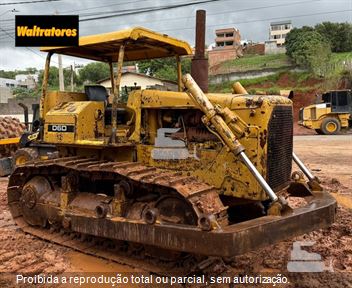 Trator de Esteira Caterpillar D6D
