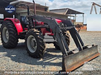 Trator Agrícola Massey Ferguson MF 4275