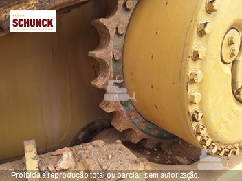 Trator de Esteira Caterpillar D8L
