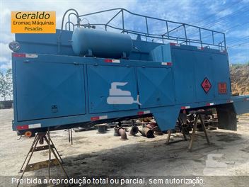 Comboio de abastecimento e lubrificação
