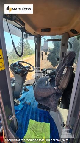 Pá Carregadeira Case 821E