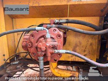 Escavadeira Hyundai R320LC-7