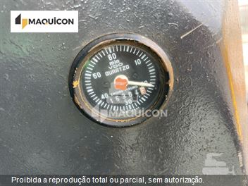 Motoniveladora New Holland RG170B