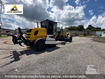 Motoniveladora New Holland RG170B
