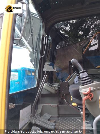 Escavadeira Volvo EC140B