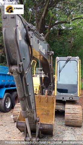Escavadeira Volvo EC140B