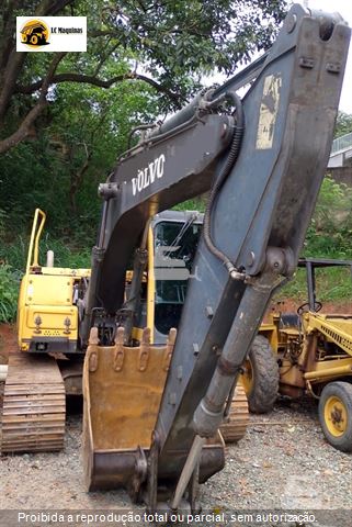 Escavadeira Volvo EC140B