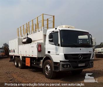 Caminhão Mercedes-Benz Atego 2426 6x2 2p (Diesel) (E5)