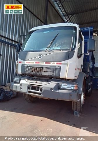 Caminhão Volvo VM 330 6x4 2p (Diesel) (E5)