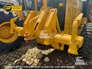 Motoniveladora Caterpillar 140K
