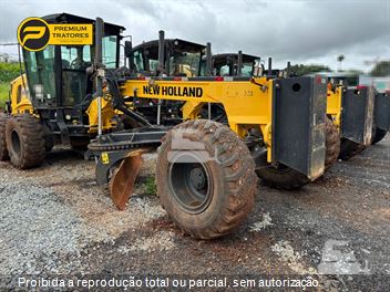 Motoniveladora New Holland RG170B